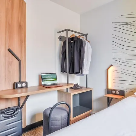 Paris Hotel