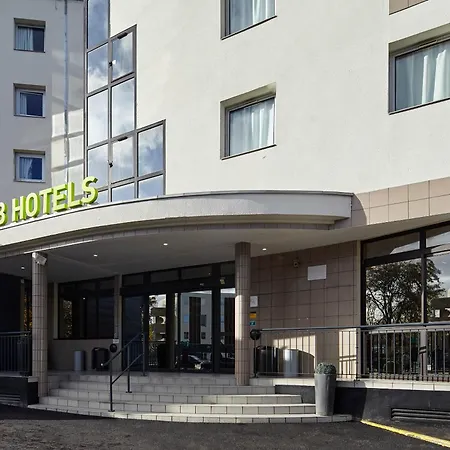 Paris Hotel