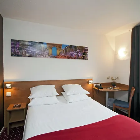 Paris Hotel