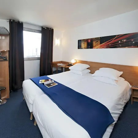 Paris 3*