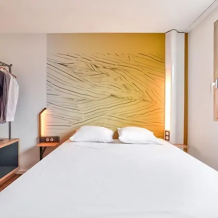 Paris 호텔 3*