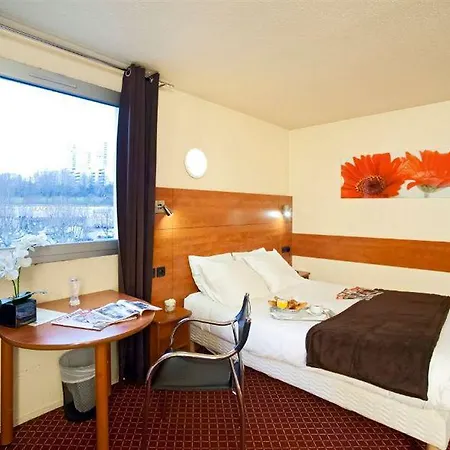 Hotel Paris 3*